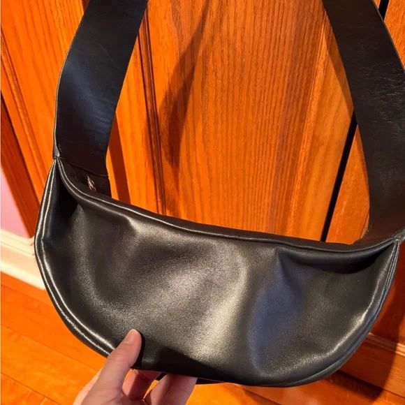 Black Crossbody Bag. COS. Excellent condition. - Picture 2 of 6